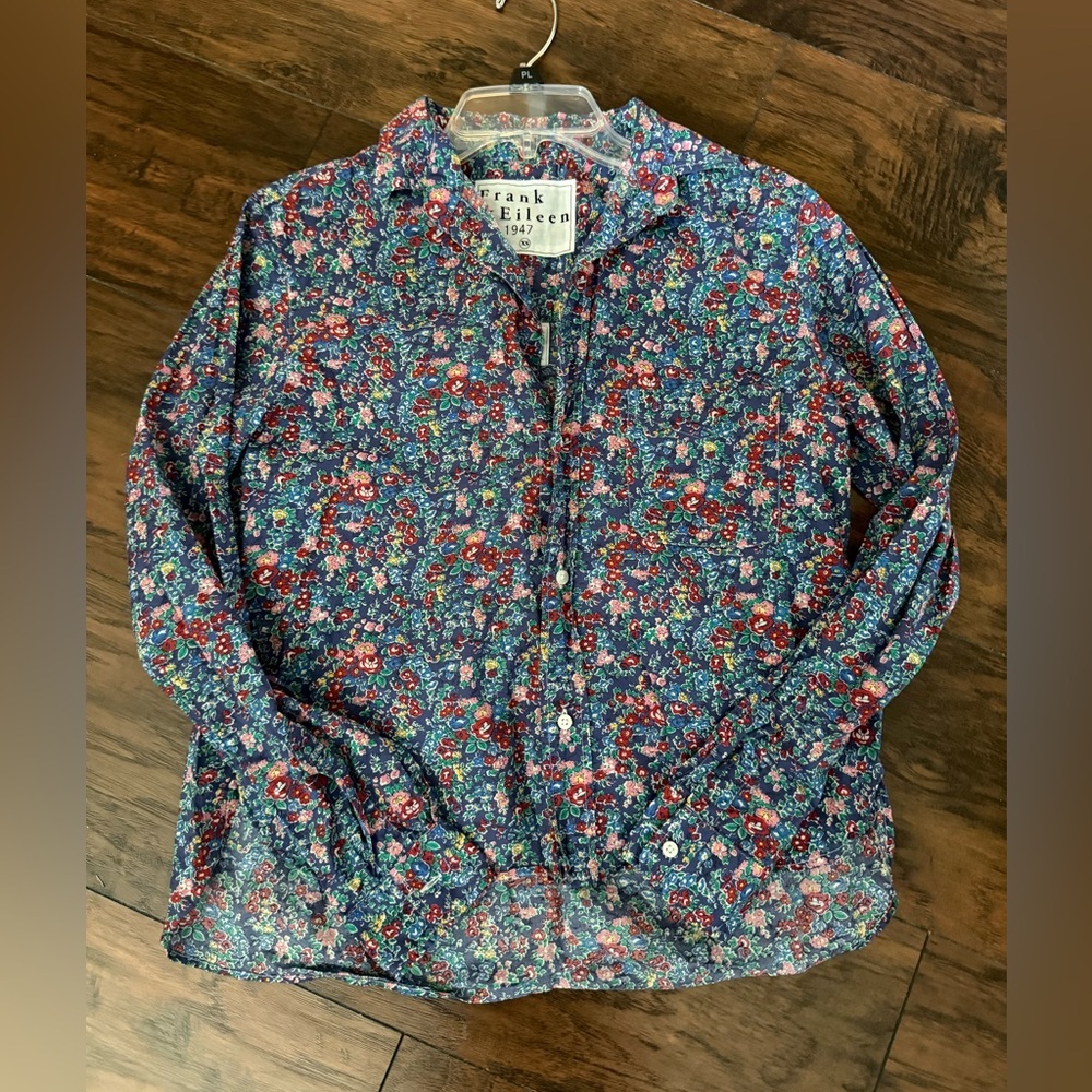Frank & Eileen Silvio Floral Button-Up Shirt Sz XS Vibrant Colors - Picture 3 of 9